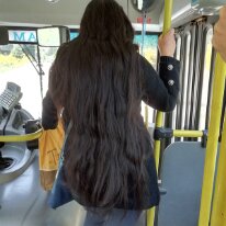 IMG_20191121_122658 21/11/2019 - En tirant un peu dessus les cheveux arrivent en dessous des genoux ! Je suis sûr que ma mère aurait l'idée... I couldn't miss this shot a veritable...